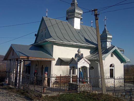 Церква Пресвятої Трійці (с. Пасічна, Івано-Франківська область)