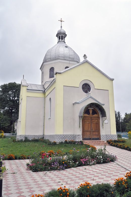 Церква Зіслання Святого Духа (с. Олесине, Тернопільська область)