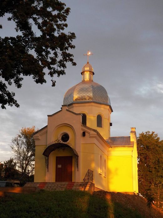 Церква святих апостолів Петра і Павла (м. Славута, Хмельницька область)