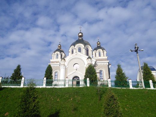 Церква апостолів Петра і Павла (смт Східниця, Львівська область)