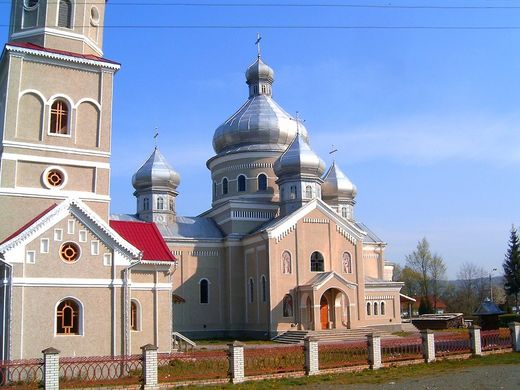 Церква Святого Архистратига Михаїла (с. Печеніжин, Івано-Франківська область)