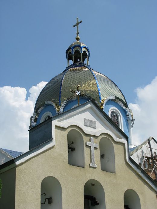 Церква Зіслання Святого Духа (с. Таурів, Тернопільська область)