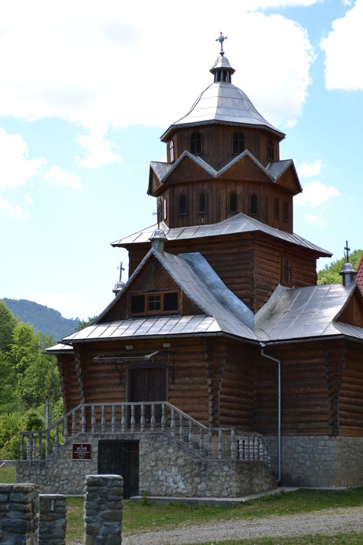 Церква святих Петра і Павла (м. Яремча, Івано-Франківська область)