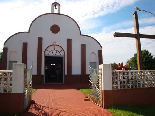 Церква святих апостолів Петра і Павла (м. Сан-Хосе, Аргентина)