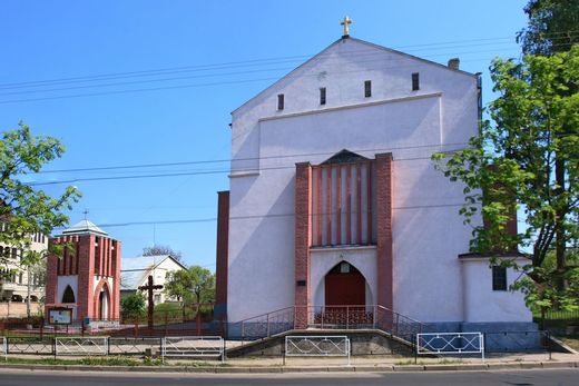 Церква святого Архистратига Михаїла (Львів)