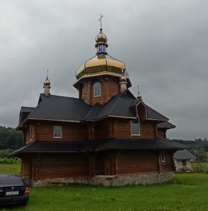 Церква св. Юрія Змієборця (с. Текуча, Івано-Франківська область)