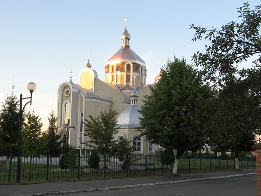 Церква Успення Пресвятої Богородиці (с. Лапаївка, Львівська область)