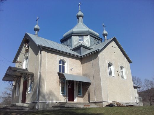 Церква святого архистратига Михаїла (с. Рошнів, Івано-Франківська область)