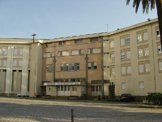Парафія при церкві Матріз (м. Кантаньєде, Португалія)
