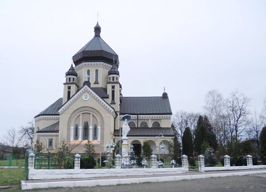 Церква святого Михаїла (с. Завадів, Львівська область)