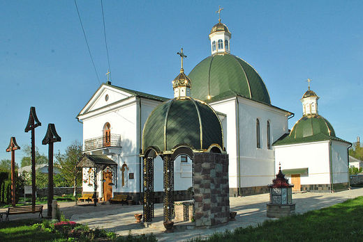 Церква Пресвятої Трійці (смт Микулинці, Тернопільська область)