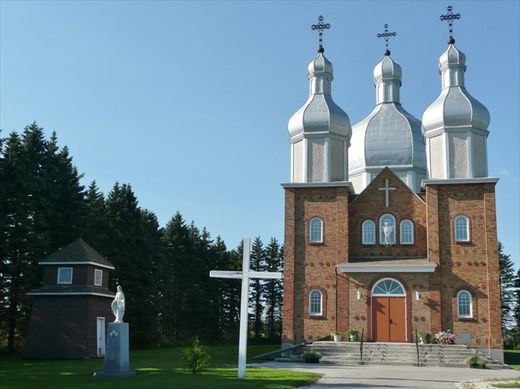 Церква Покрови Пресвятої Богородиці (м. Россдейл, Канада)