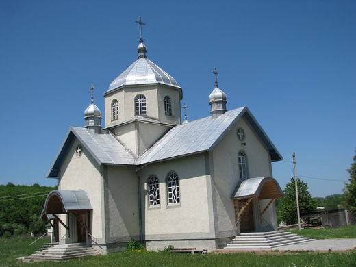 Церква апостолів Петра і Павла (с. Мирне, Івано-Франківська область)