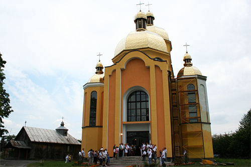 Церква святого Духа (смт Жвирка, Львівська область)