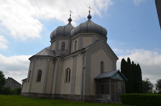 Церква Різдва Пресвятої Богородиці (с. Банюнин, Львівська область)