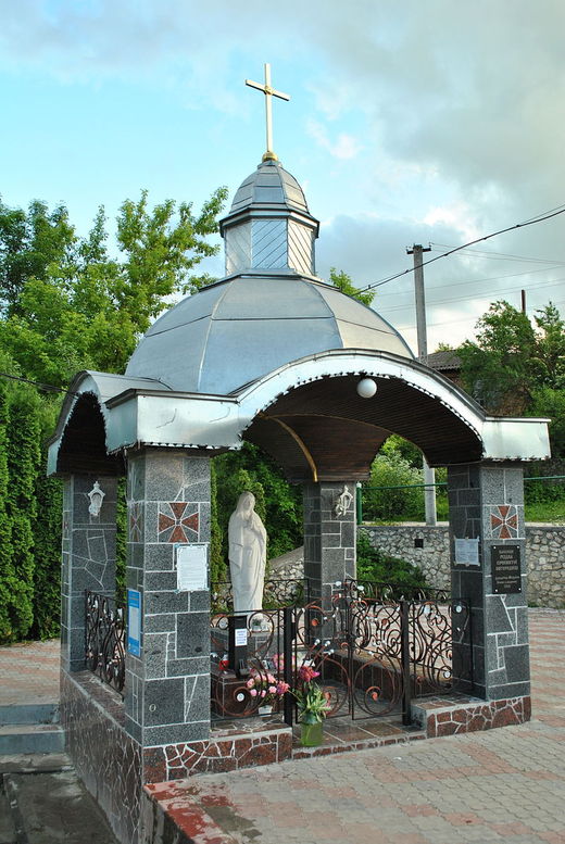 Каплиця Різдва Пресвятої Богородиці (с. Смиківці, Тернопільська область)