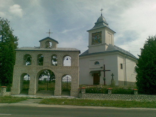 Церква Святого апостола і євангелиста Луки (с. Івачів Долішній, Тернопільська область)